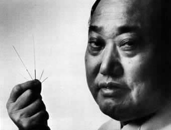 Acupuncture et opération à cœur ouvert sans anesthésie, un décorticage aux petits oignons