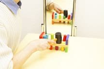 Effets de la thérapie par miroir sur la fonction motrice chez les patients hémiplégiques: revue systématique Cochrane